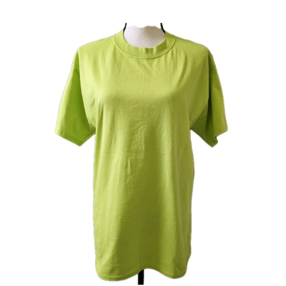 Women's Champion New With Tags Authentic Athletic T-Shirt Size Medium